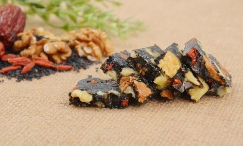 孕妇脸上红色一块一块的怎么办-孕妇脸上长红色斑点专区_怀孕脸上红斑是怎么回事专区_孕妇脸部大片红斑网